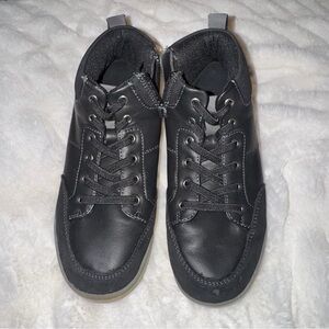 Thereabouts Size 13 Boys High Top Shoes Black Faux Leather Lace Up Round Toe